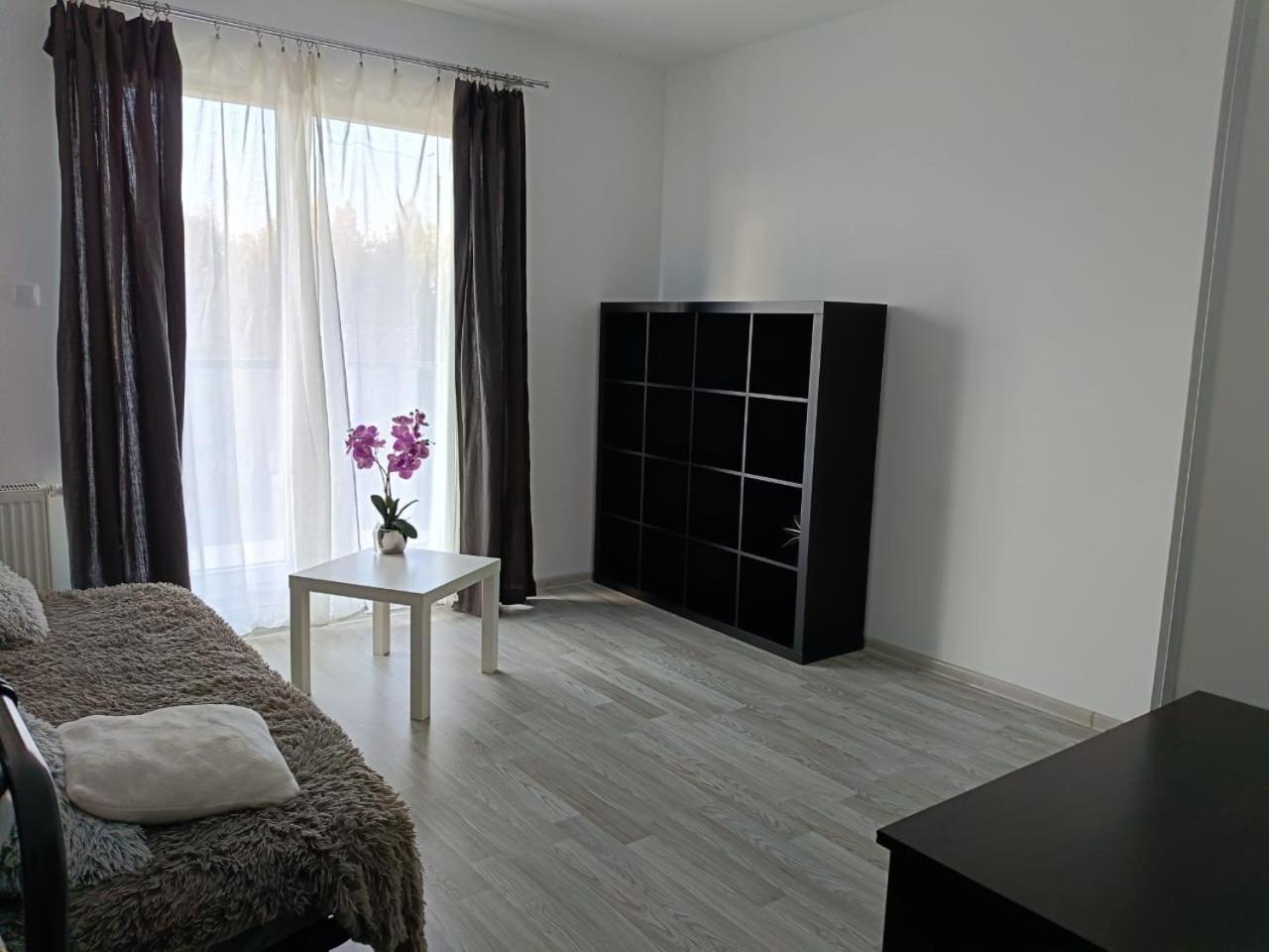 Apartament Nocznickiego 23 Metro Mlociny *